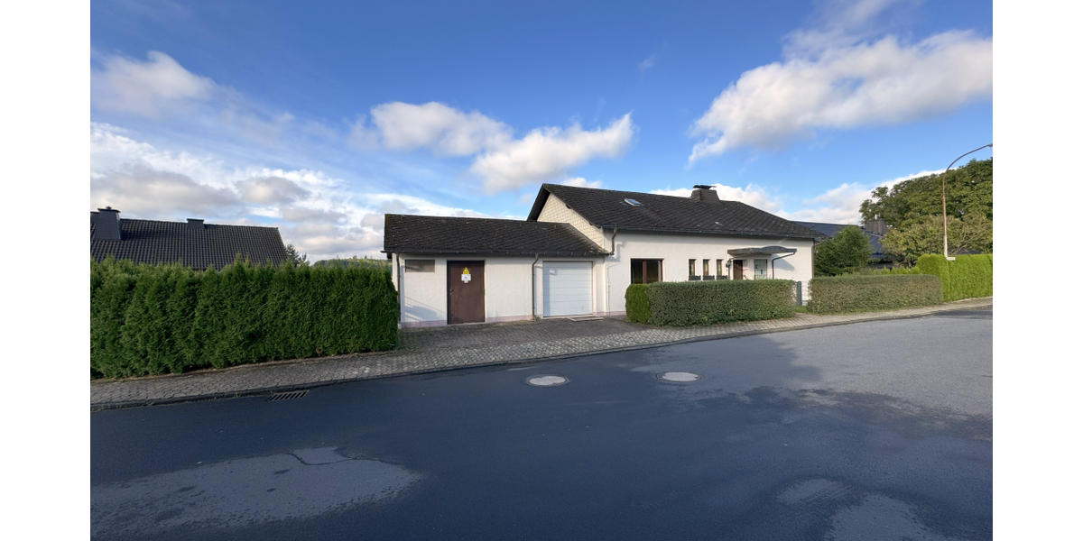 Einfamilienhaus Raubach - 8 Zimmer, 160 m&sup2;, 215.000&euro; | Angebot:23373097