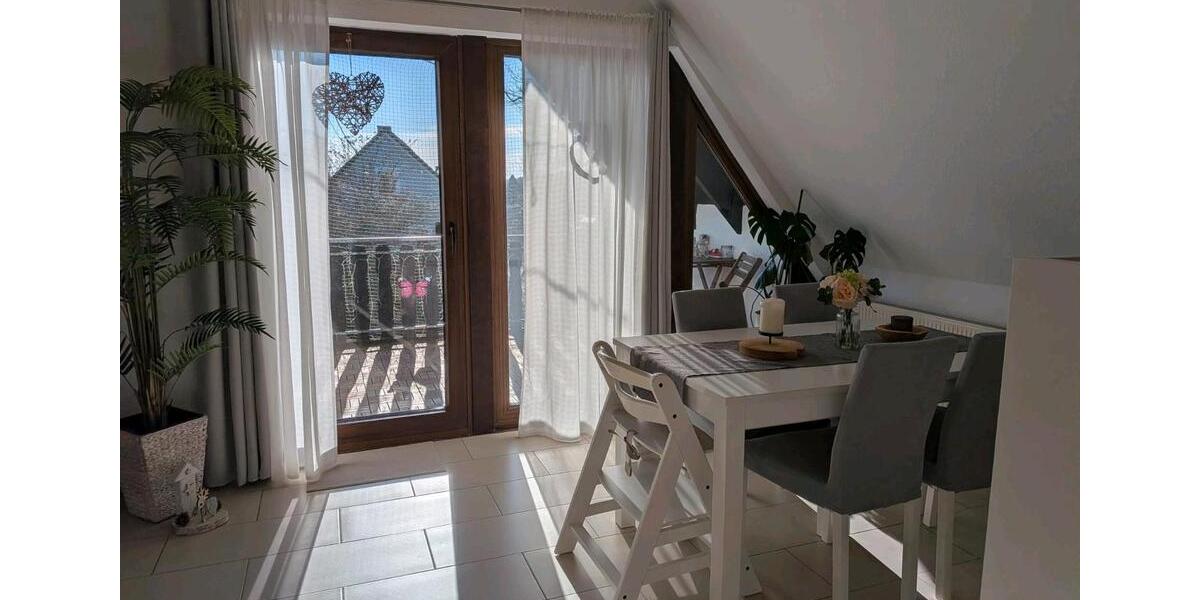 Dachgeschoßwohnung Kleinmaischeid - 2 Zimmer, 96 m&sup2;, 690&euro; | Angebot:25936672