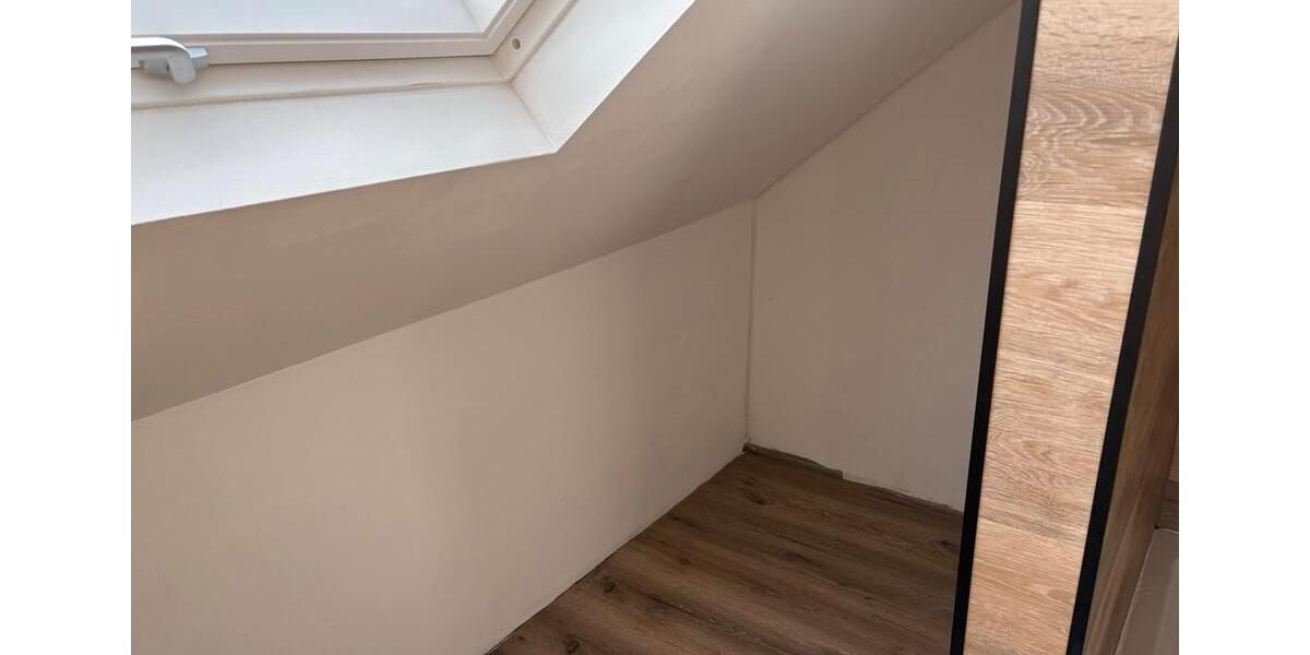 Dachgeschoßwohnung Koblenz Bisholder - 3 Zimmer, 72 m&sup2;, 1.000&euro; | Angebot:26647760