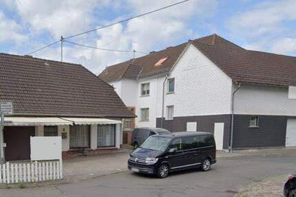 Haus Oberdreis - 1 Zimmer, 242 m&sup2;, 235.000&euro; | Angebot:25732785