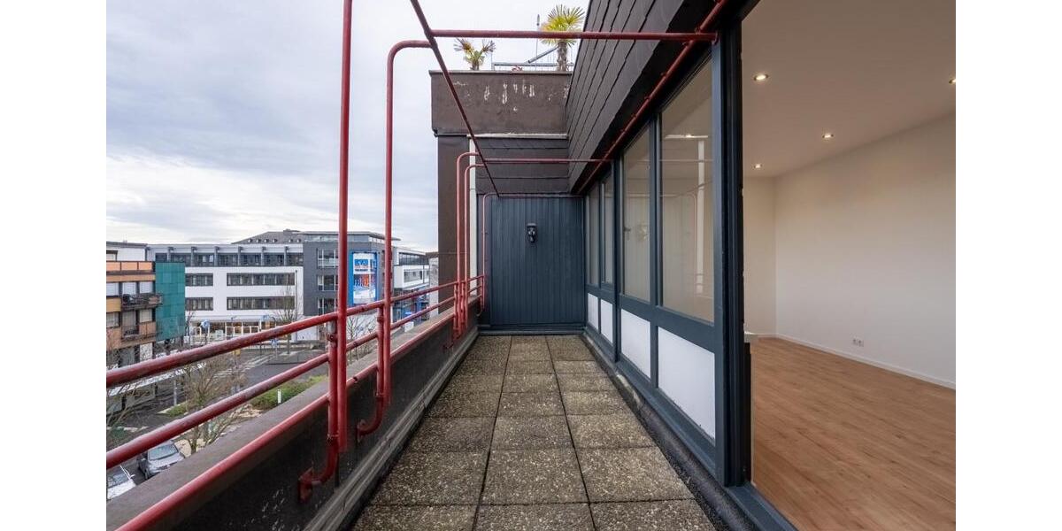 Dachgeschoßwohnung Neuwied - 4 Zimmer, 125 m&sup2;, 1.750&euro; | Angebot:25543097