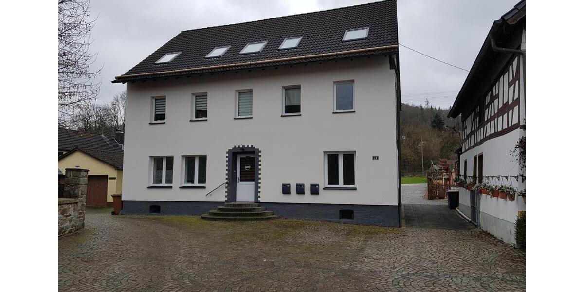 Erdgeschoßwohnung Flammersfeld - 3 Zimmer, 92 m&sup2;, 750&euro; | Angebot:25860006