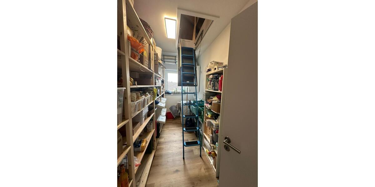 Dachgeschoßwohnung Kleinmaischeid - 4 Zimmer, 131 m&sup2;, 1.280&euro; | Angebot:25961988