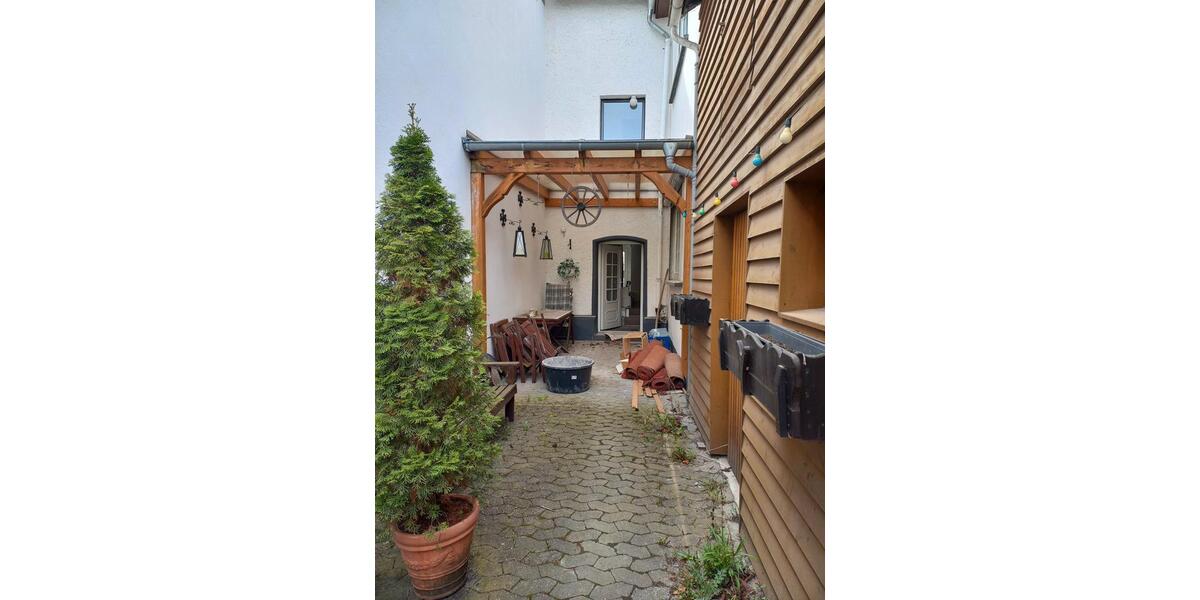 Einfamilienhaus Andernach - 5 Zimmer, 110 m&sup2;, 1.050&euro; | Angebot:26198999
