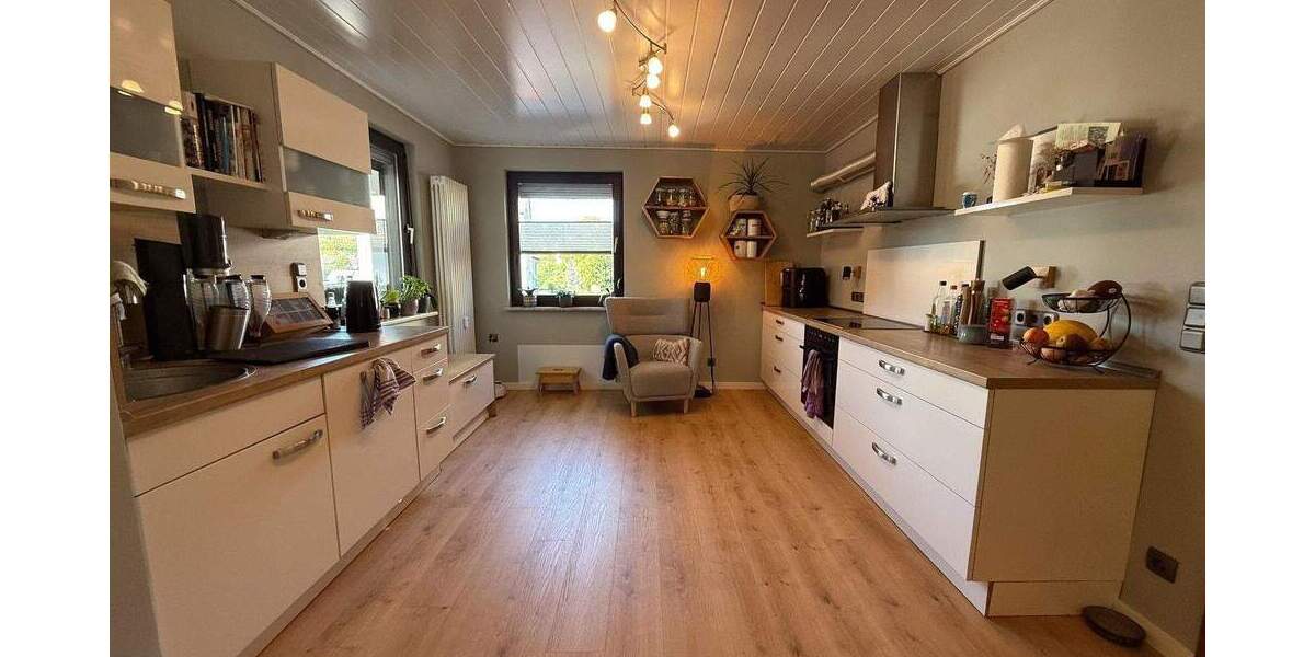 Etagenwohnung Rheinbrohl - 2 Zimmer, 93 m&sup2;, 174.000&euro; | Angebot:25787224