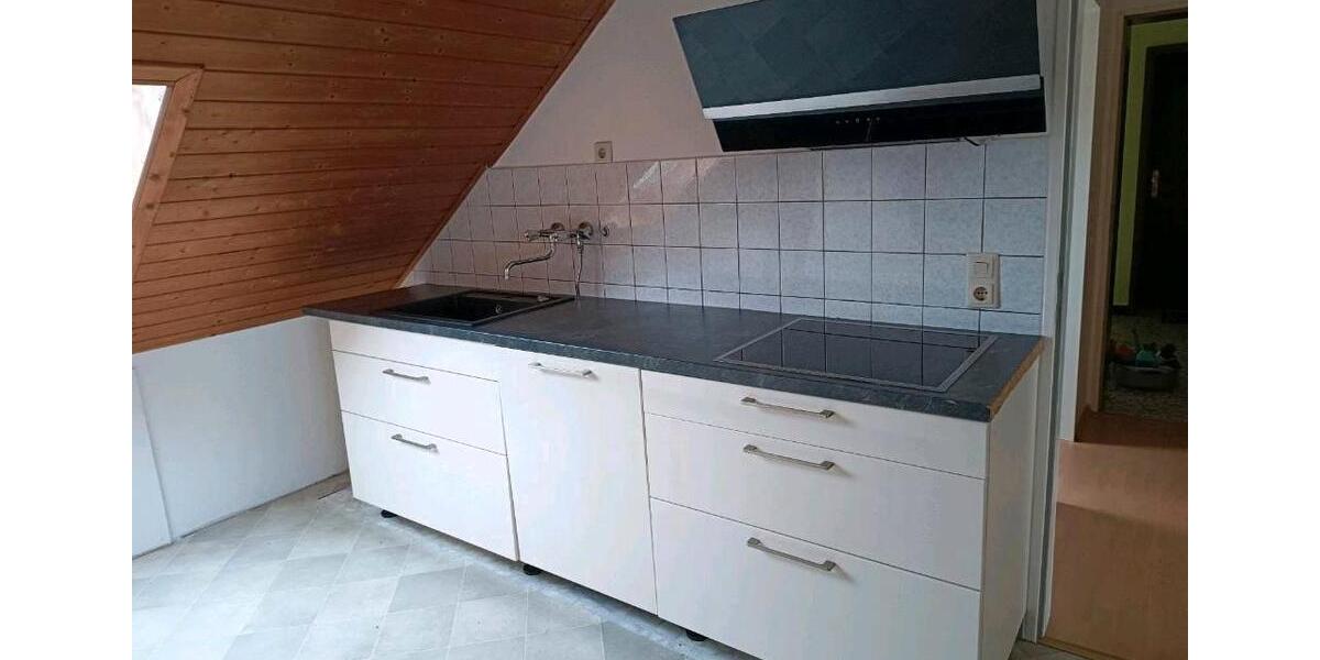 Dachgeschoßwohnung Höhr-Grenzhausen Grenzhausen - 3 Zimmer, 72 m&sup2;, 500&euro; | Angebot:25983304
