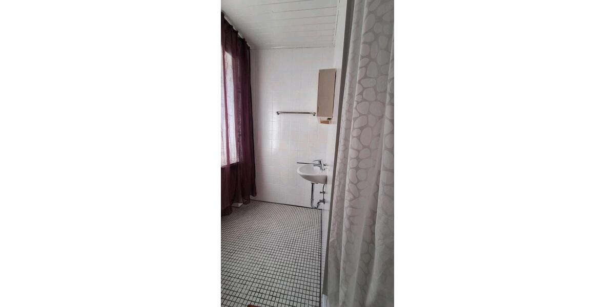 Etagenwohnung Steimel - 1 Zimmer, 20 m&sup2;, 295&euro; | Angebot:25893796