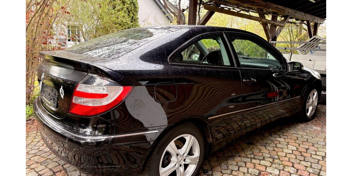Mercedes-Benz C 180 269.318 km 4.900 &euro; Unkel 53572