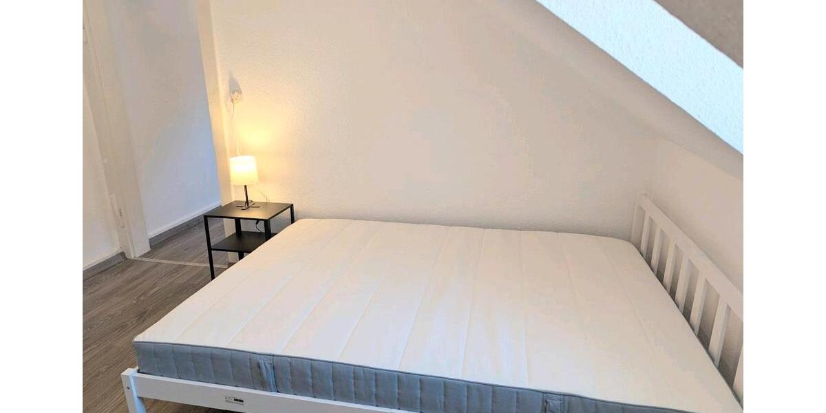 Dachgeschoßwohnung Lahnstein - 3 Zimmer, 90 m&sup2;, 1.050&euro; | Angebot:26012728