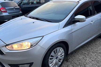 Ford Focus 227.100 km 5.698 &euro; Kruft 56642