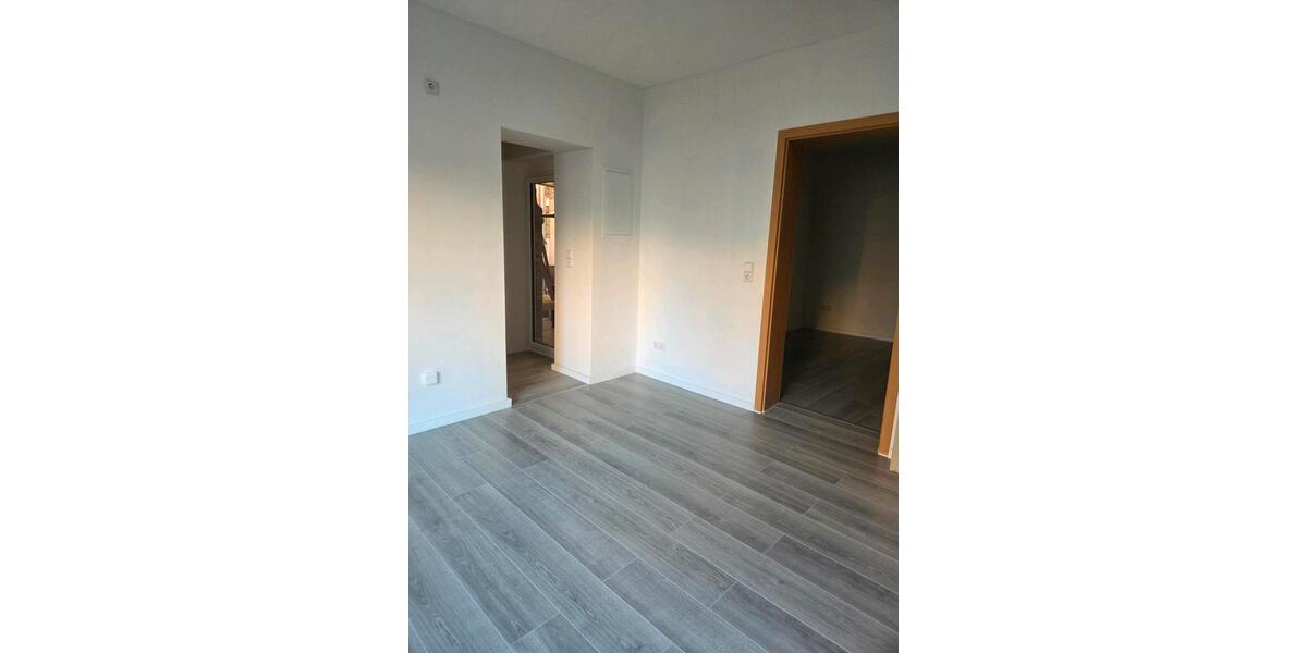 Erdgeschoßwohnung Höhr-Grenzhausen Grenzhausen - 2 Zimmer, 70 m&sup2;, 700&euro; | Angebot:25792304