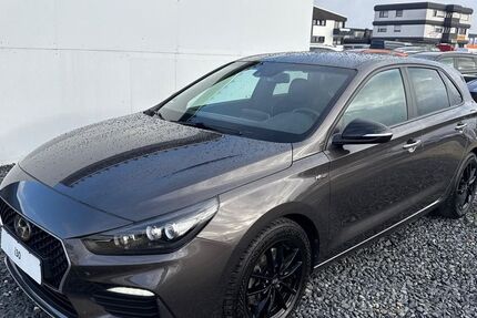 Hyundai i30 98.250 km 15.900 &euro; Mülheim Kärlich bei Koblenz 56218