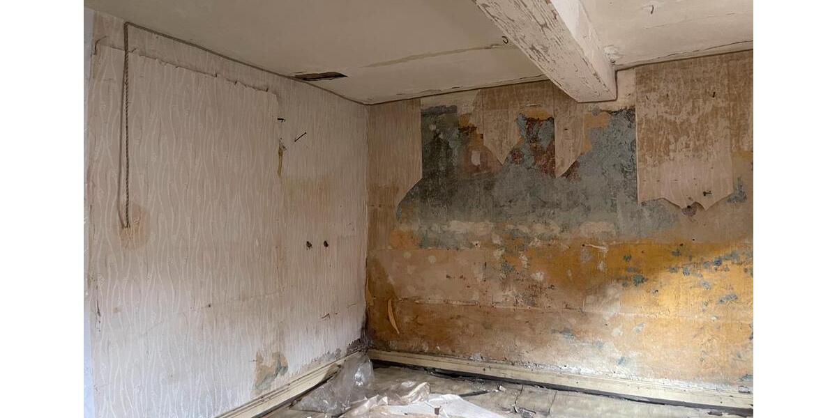 Bauernhaus, Landhaus Polch - 6 Zimmer, 120 m&sup2;, 140.000&euro; | Angebot:25286846