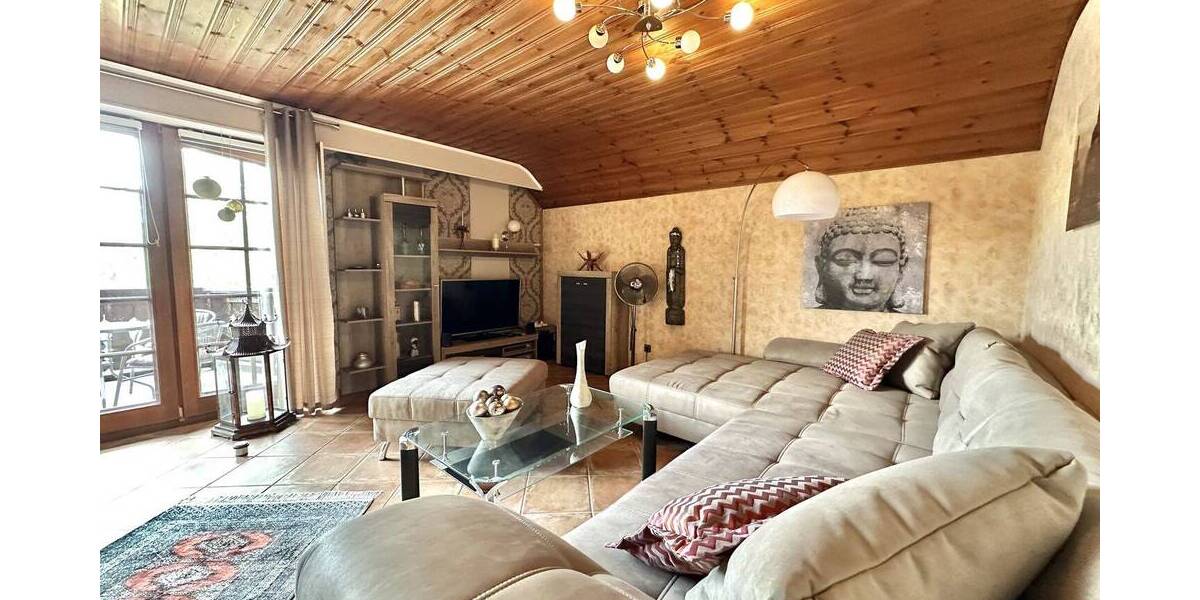 Einfamilienhaus Glees - 8 Zimmer, 283 m&sup2;, 499.000&euro; | Angebot:25741202