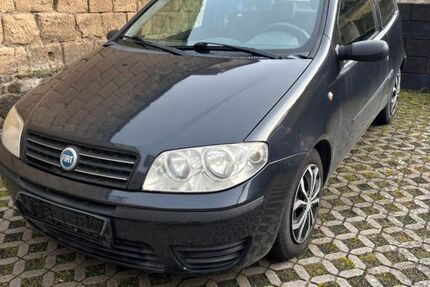 Fiat Punto 125.000 km 600 &euro; Weibern 56745