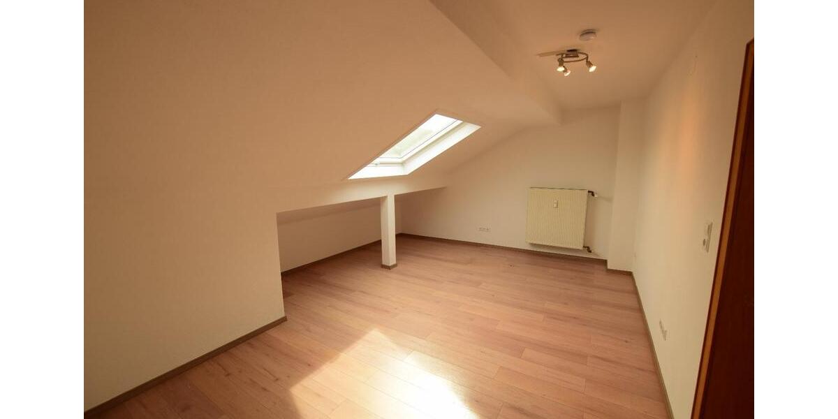 Dachgeschoßwohnung Koblenz Horchheim - 3 Zimmer, 65 m&sup2;, 710&euro; | Angebot:26435810
