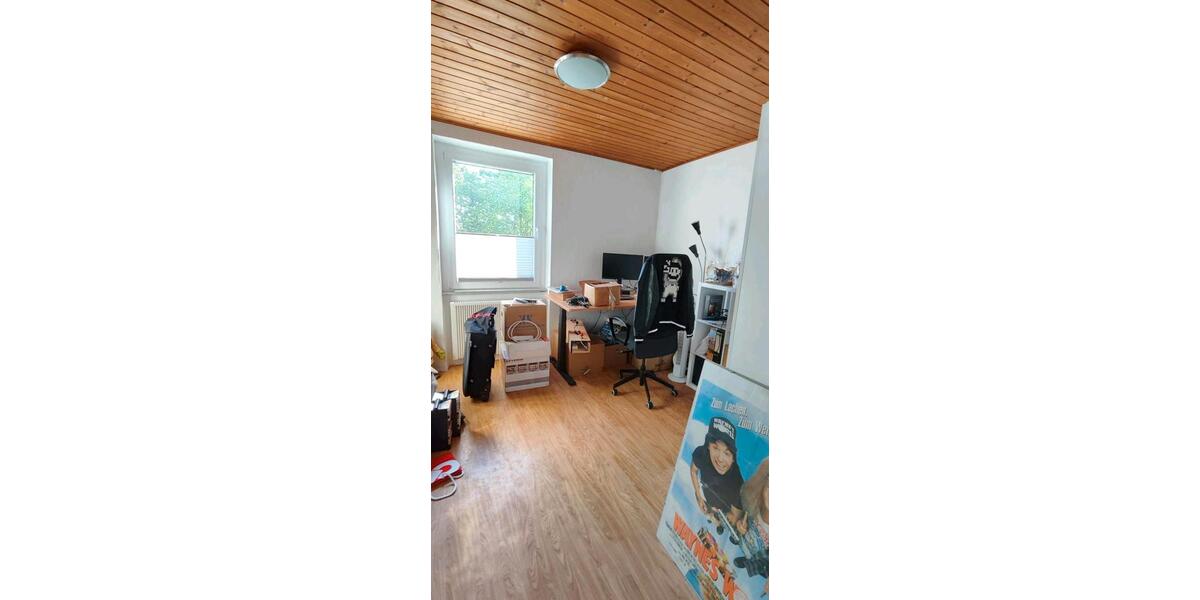 Etagenwohnung Urmitz - 7 Zimmer, 160 m&sup2;, 260.000&euro; | Angebot:26993204