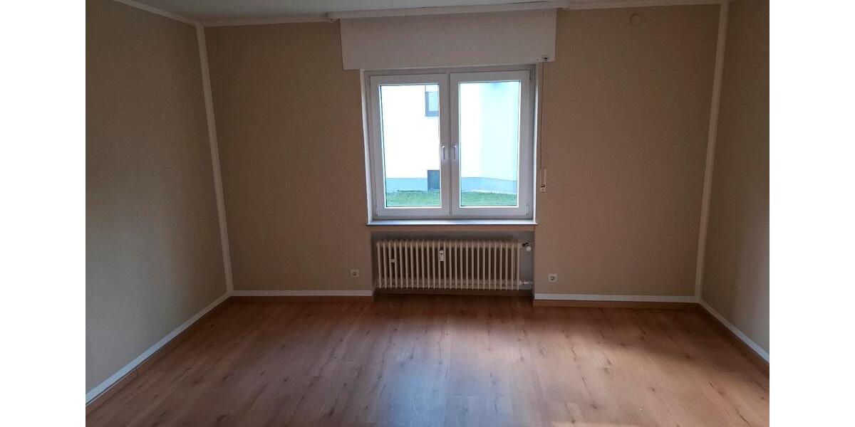 Erdgeschoßwohnung Mayen - 4 Zimmer, 135 m&sup2;, 1.100&euro; | Angebot:25923769