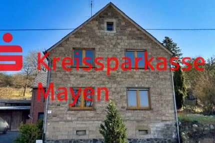 Haus Weibern - 10 Zimmer, 130 m&sup2;, 99.000&euro; | Angebot:25377075