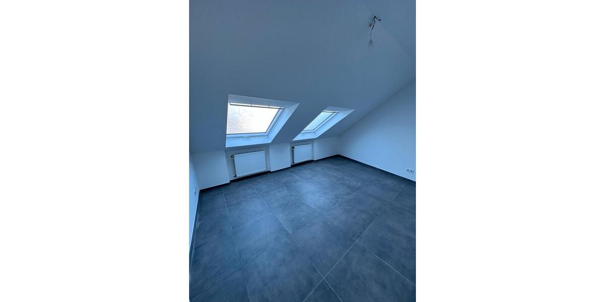 Dachgeschoßwohnung Mayen - 3 Zimmer, 64 m&sup2;, 700&euro; | Angebot:25783263