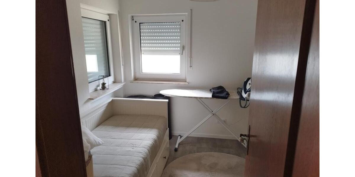 Etagenwohnung Horhausen (Westerwald) - 3 Zimmer, 71 m&sup2;, 590&euro; | Angebot:26002916