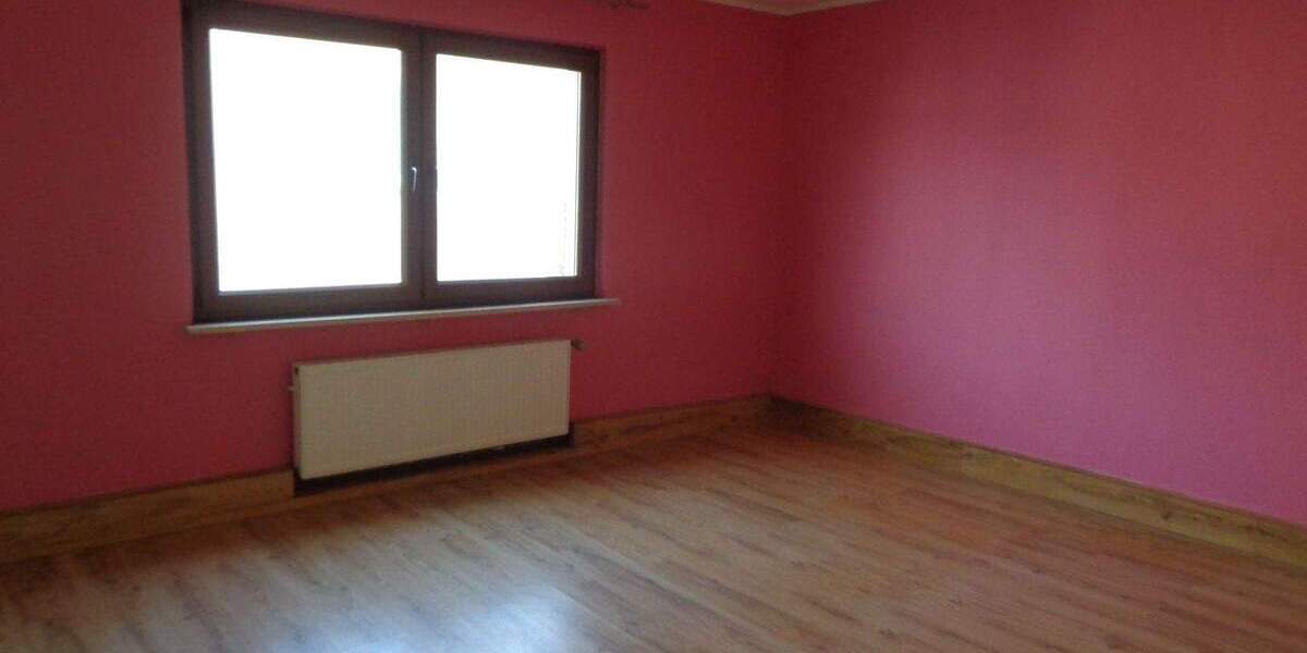 Einfamilienhaus Ehlscheid - 5 Zimmer, 120 m&sup2;, 255.000&euro; | Angebot:25670329