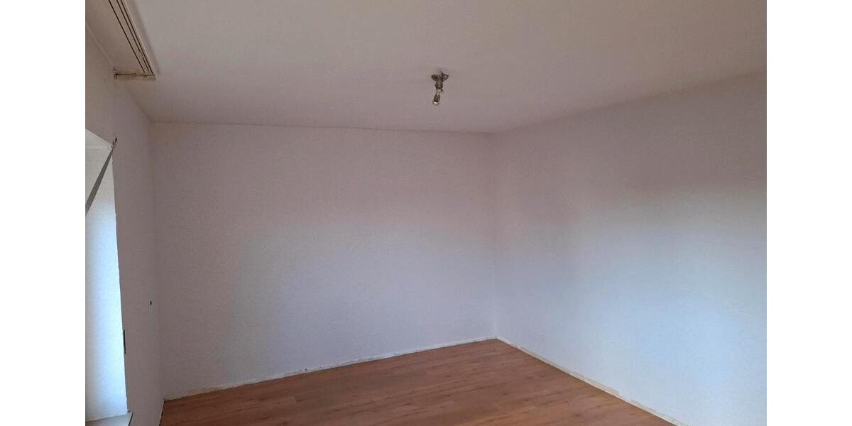 Erdgeschoßwohnung Mayen - 4 Zimmer, 135 m&sup2;, 1.100&euro; | Angebot:25923769