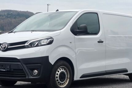 Toyota Proace (Verso) 105.000 km 13.990 &euro; Oberwinter 53424
