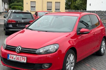 VW Golf 220.000 km 3.399 &euro; Bad Breisig 53498