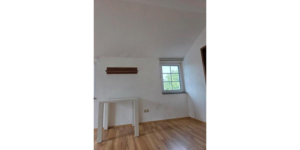 Etagenwohnung Brey - 2 Zimmer, 65 m&sup2;, 750&euro; | Angebot:26662809