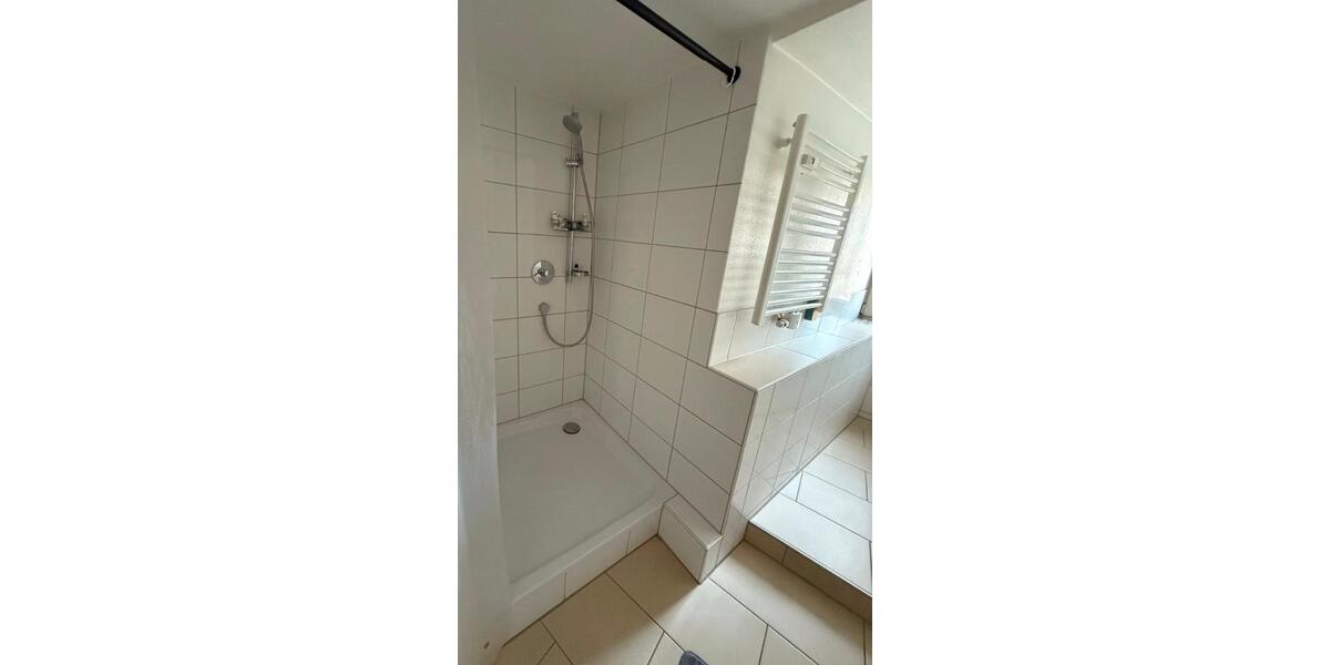 Dachgeschoßwohnung Koblenz - 4 Zimmer, 105 m&sup2;, 1.300&euro; | Angebot:25918961