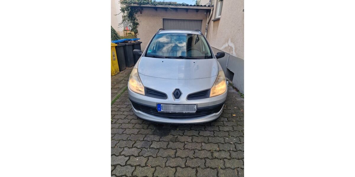 Renault Clio 146.000 km 2.100 &euro; Bad Breisig 53498