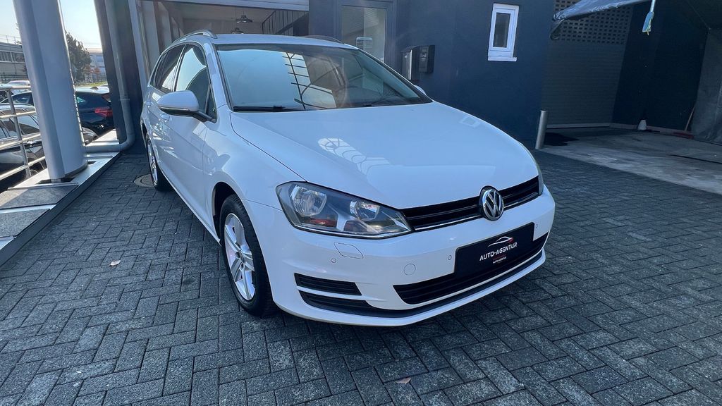 VW Golf 224.000 km 5.990 &euro; Remagen 53424