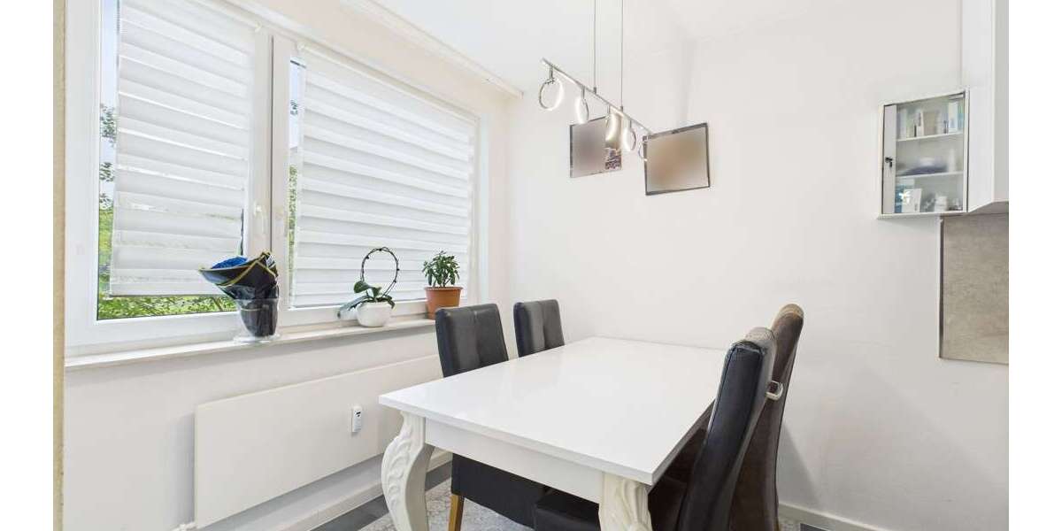 Etagenwohnung Koblenz / Karthause Karthause - 4 Zimmer, 98 m&sup2;, 295.000&euro; | Angebot:26998978