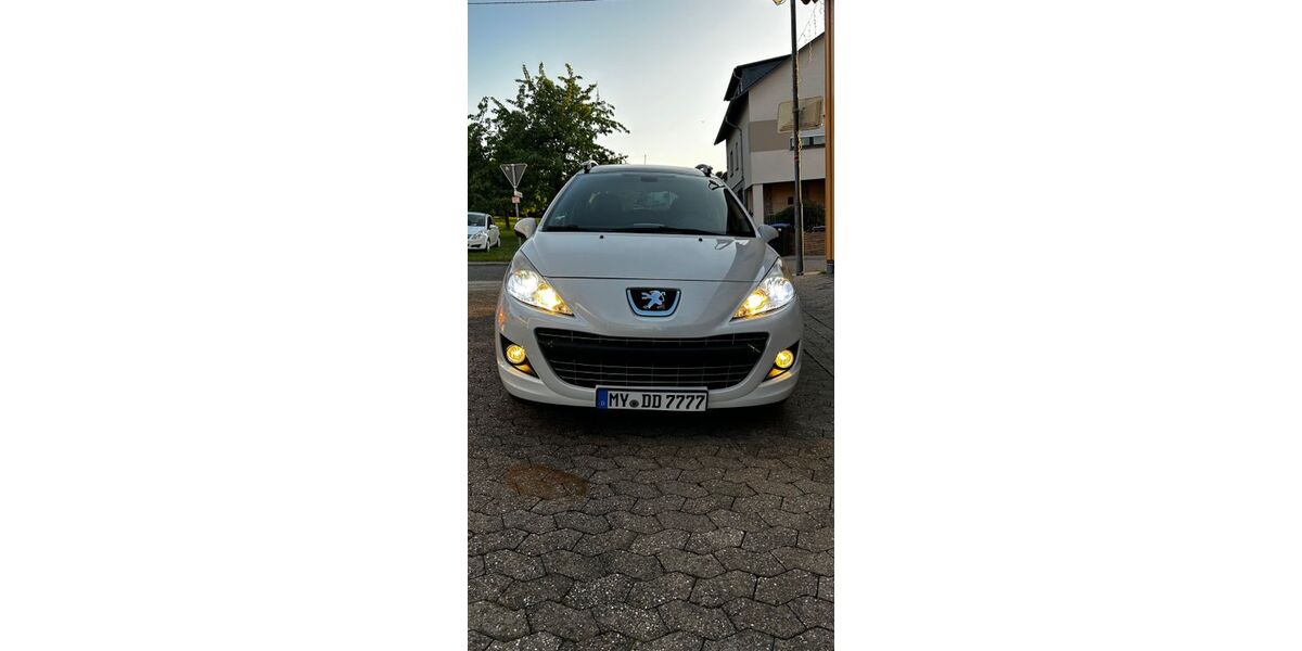 Peugeot 207 181.000 km 3.000 &euro; Macken 56290