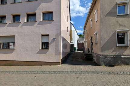 Haus Bad Breisig - 14 Zimmer, 345 m&sup2;, 559.000&euro; | Angebot:27102202