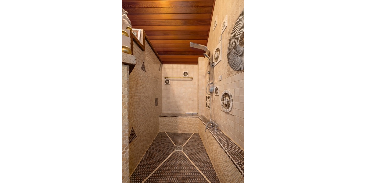 ! Außergewöhnliches Haus mit traumhaftem Garten ! - Einfamilienhaus Rüscheid | Angebot:23662269