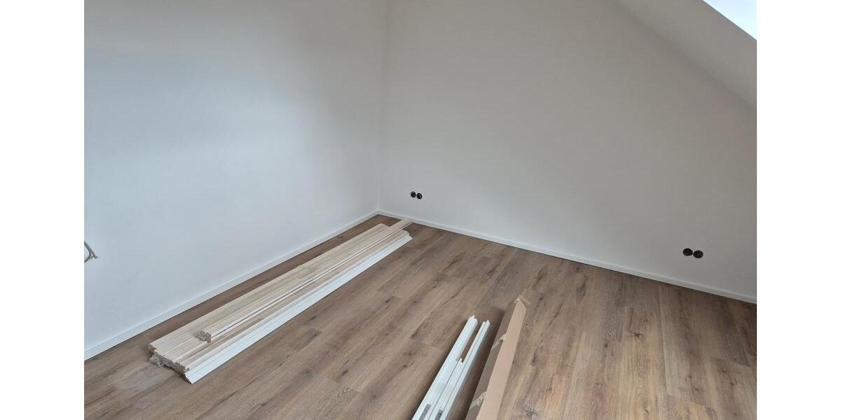 Dachgeschoßwohnung Polch - 5 Zimmer, 122 m&sup2;, 1.100&euro; | Angebot:25941920