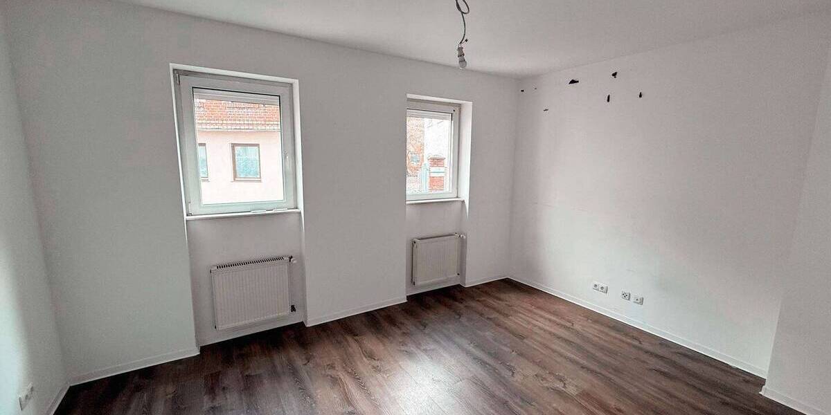 Einfamilienhaus Koblenz Metternich - 7 Zimmer, 153 m&sup2;, 330.000&euro; | Angebot:25970401