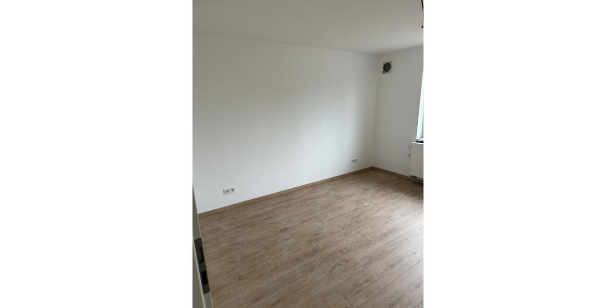 Etagenwohnung Flammersfeld - 2 Zimmer, 60 m&sup2;, 650&euro; | Angebot:25905477