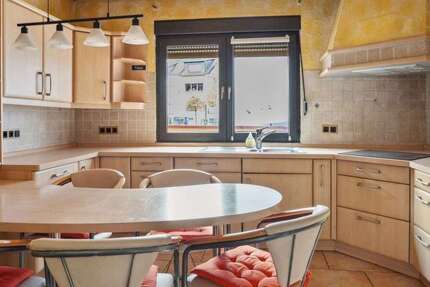 Haus Boppard - 8 Zimmer, 148 m&sup2;, 195.000&euro; | Angebot:24829321