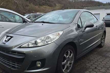 Peugeot 207 106.850 km 6.400 &euro; Lahnstein 56112