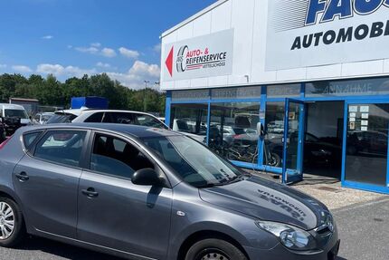 Hyundai i30 151.637 km 1.990 &euro; Vettelschoss 53560