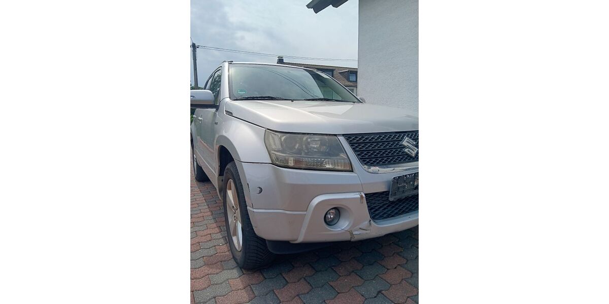 Suzuki Grand Vitara 269.456 km 2.500 &euro; neustadt 53577