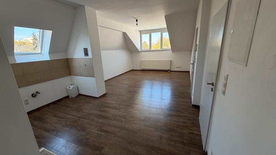 Etagenwohnung Neuwied Block - 2 Zimmer, 55 m&sup2;, 590&euro; | Angebot:26363201