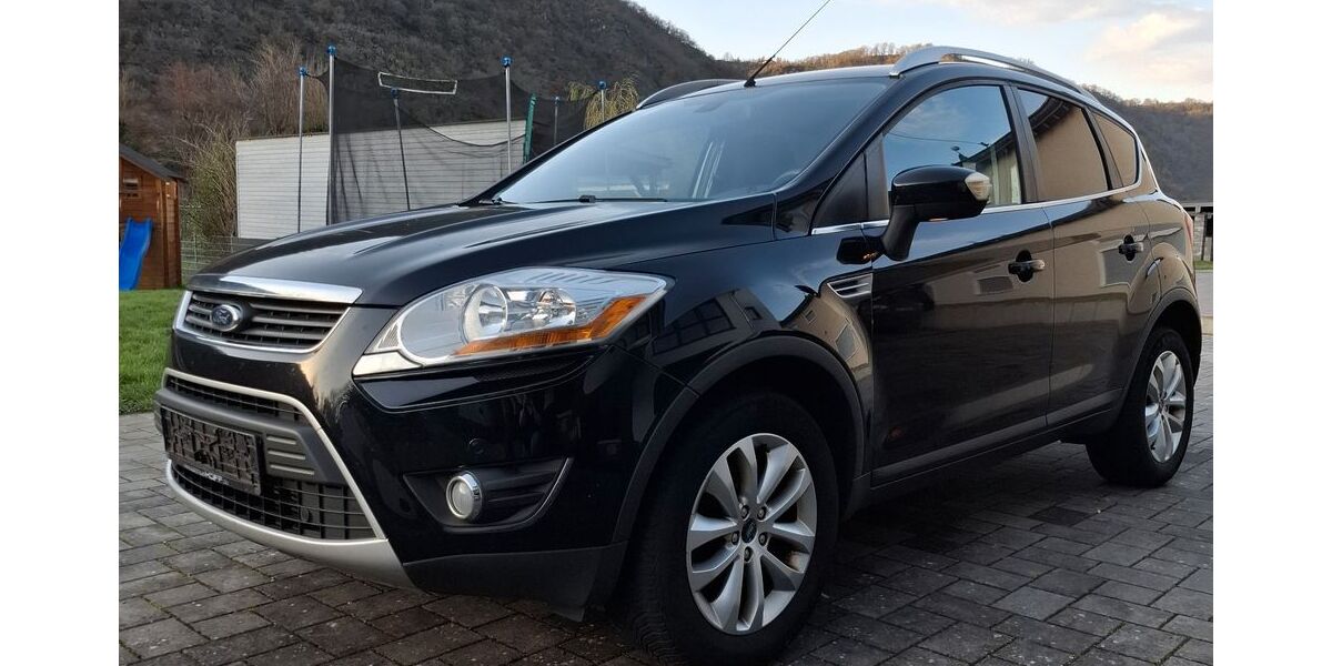 Ford Kuga 235.889 km 5.099 &euro; Burgen 56332