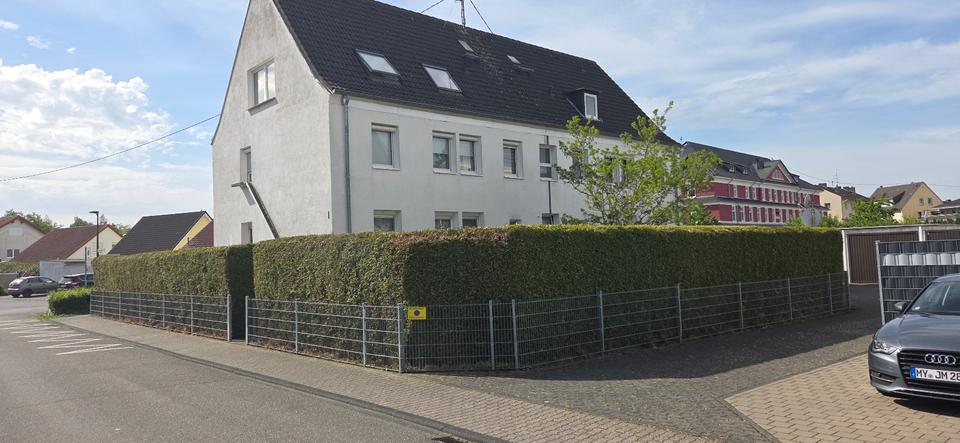 Dachgeschoßwohnung Bendorf - 5 Zimmer, 99 m&sup2;, 900&euro; | Angebot:26604288