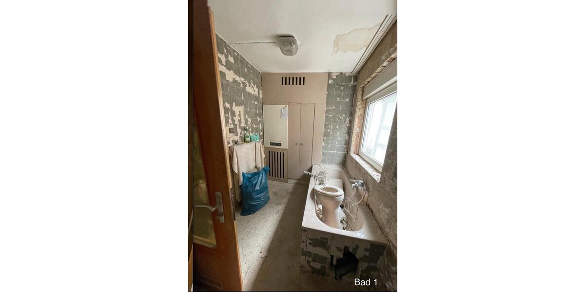 Einfamilienhaus Montabaur - 5 Zimmer, 248 m&sup2;, 100.000&euro; | Angebot:27108513