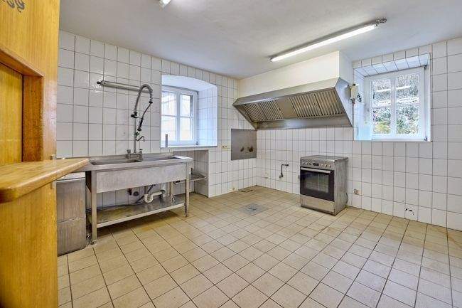 Einfamilienhaus Roes - 1.250.000&euro; | Angebot:25731082