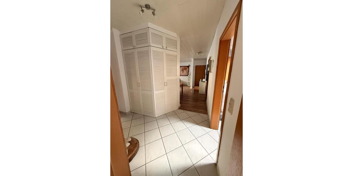 Dachgeschoßwohnung Koblenz Lay - 3 Zimmer, 85 m&sup2;, 800&euro; | Angebot:25415303